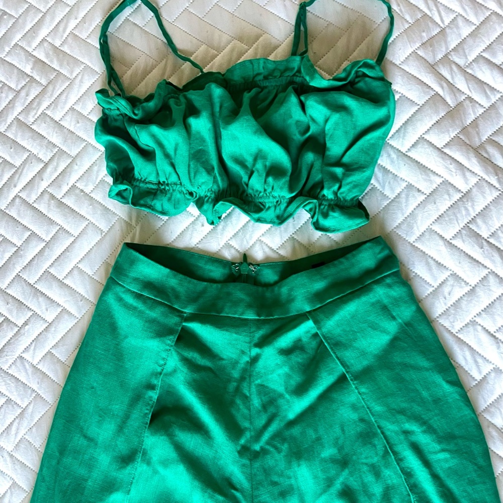 Lulu’s green 2 piece set | XS